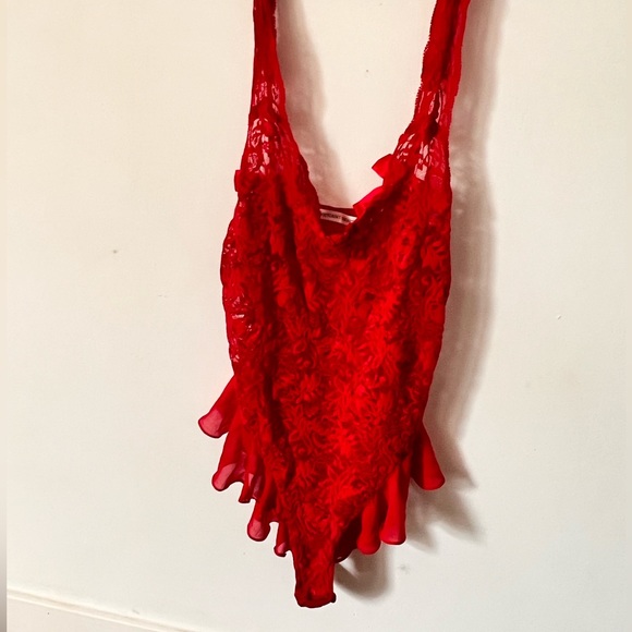 Vintage Victoria’s Secret red lace teddy lingerie large - Picture 7 of 8